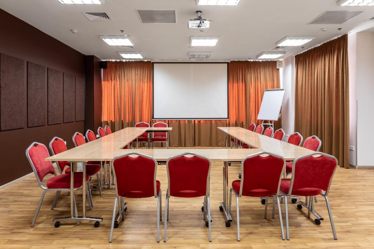 Ramada Encore Kiev Exteriör bild