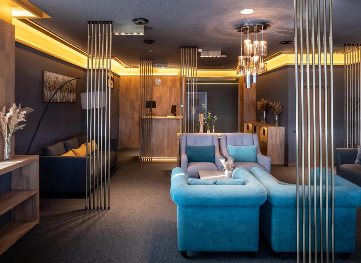 Ramada Encore Kiev Exteriör bild