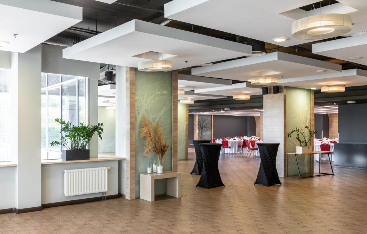 Ramada Encore Kiev Exteriör bild