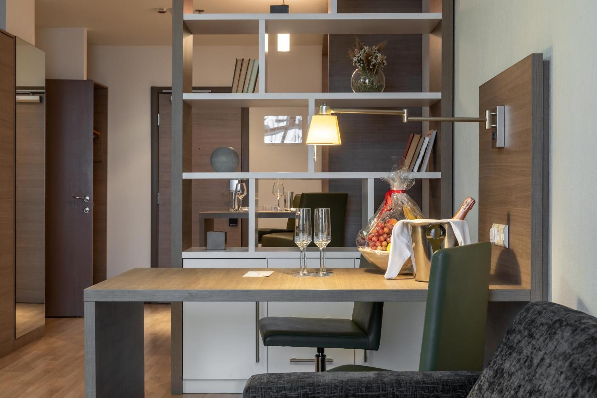 Ramada Encore Kiev Rum bild