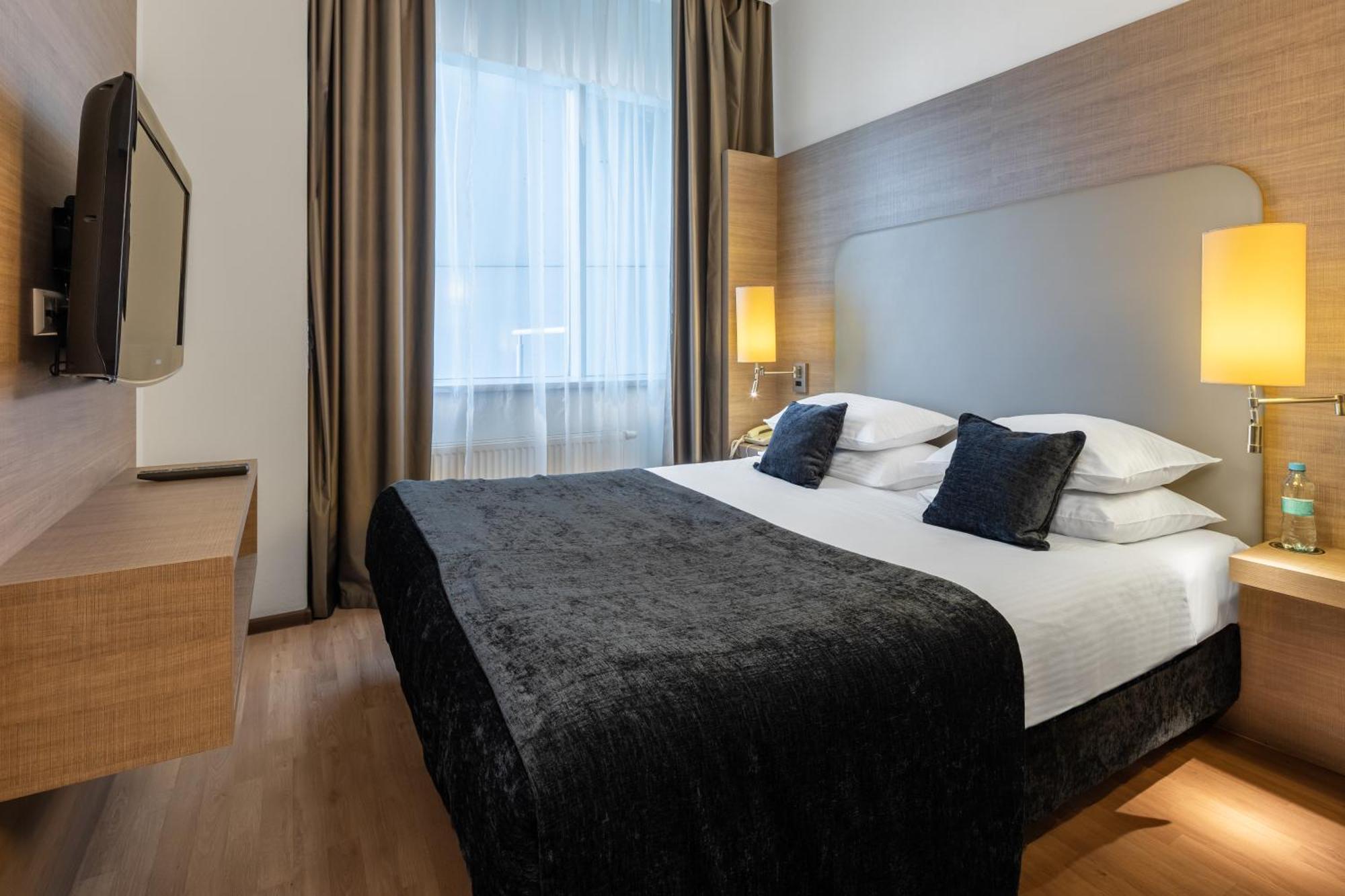Ramada Encore Kiev Rum bild
